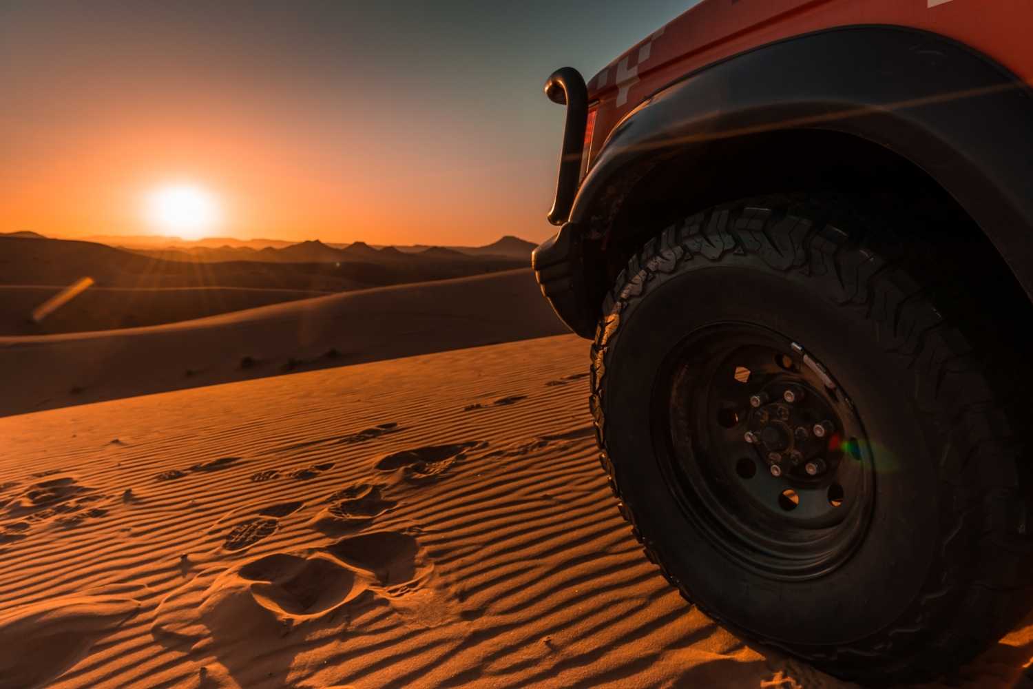 4x4 off-road desert exploration